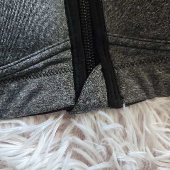 CALIA Women's Go All Out Zip Front Sports Bra black gray mesh 36D Large support - Picture 4 of 7